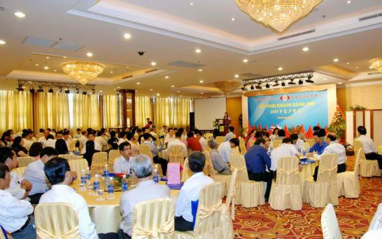 Thẩm quyền cho phép tổ chức hội nghị hội thảo quốc tế