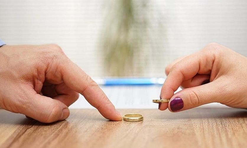 Vụ ly hôn diễn ra ngay trong đám cưới khiến luật sư bối rối