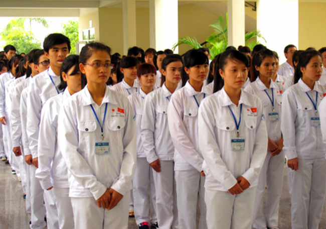 Dịch vụ xin cấp giấy phép xuất khẩu lao động Luật Mai Phong