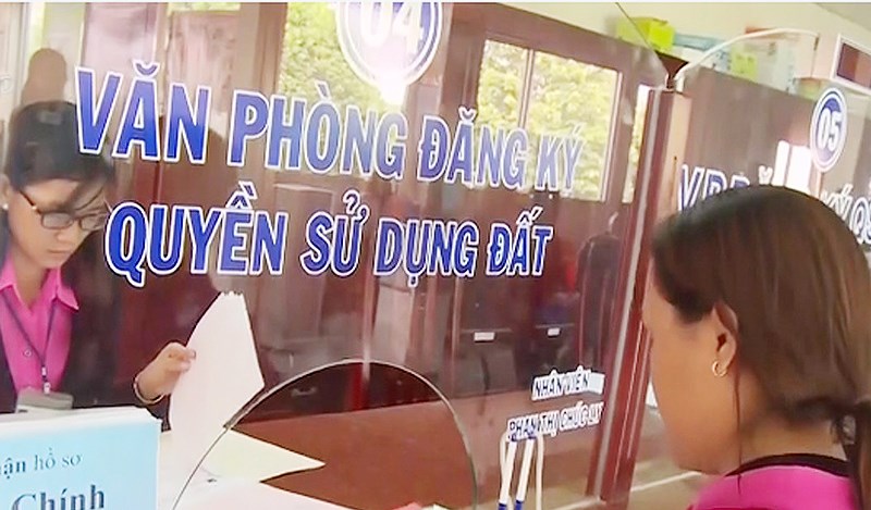 Hồ sơ nộp khi thực hiện thủ tục đăng ký biến động đất đai, tài sản gắn liền với đất