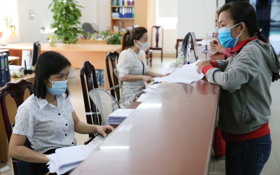 VIÊN CHỨC CÓ ĐƯỢC QUYỀN QUẢN LÝ DOANH NGHIỆP HAY KHÔNG?