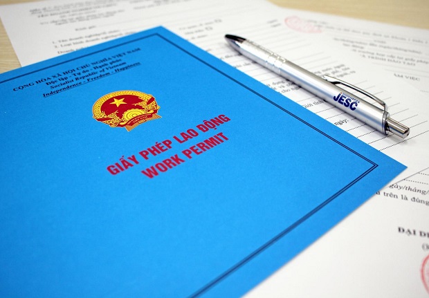 MAI PHONG LAWFIRM – Thủ tục cấp giấy phép lao động cho người nước ngoài