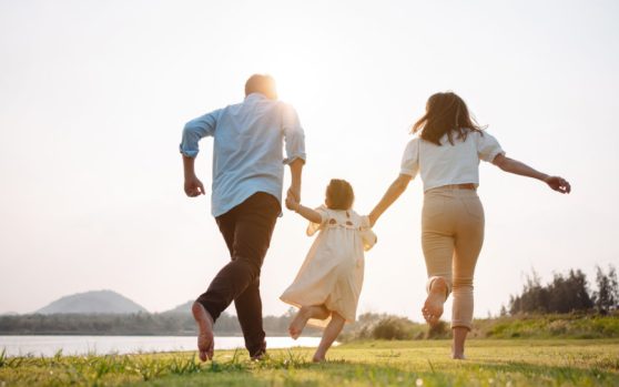 Người có quyền thay đổi người trực tiếp nuôi con sau ly hôn mới nhất 2025?