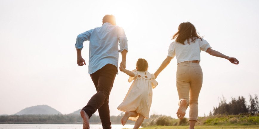 Người có quyền thay đổi người trực tiếp nuôi con sau ly hôn mới nhất 2025?