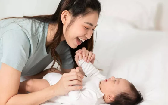 Đăng ký khai sinh cho con theo họ mẹ được không?