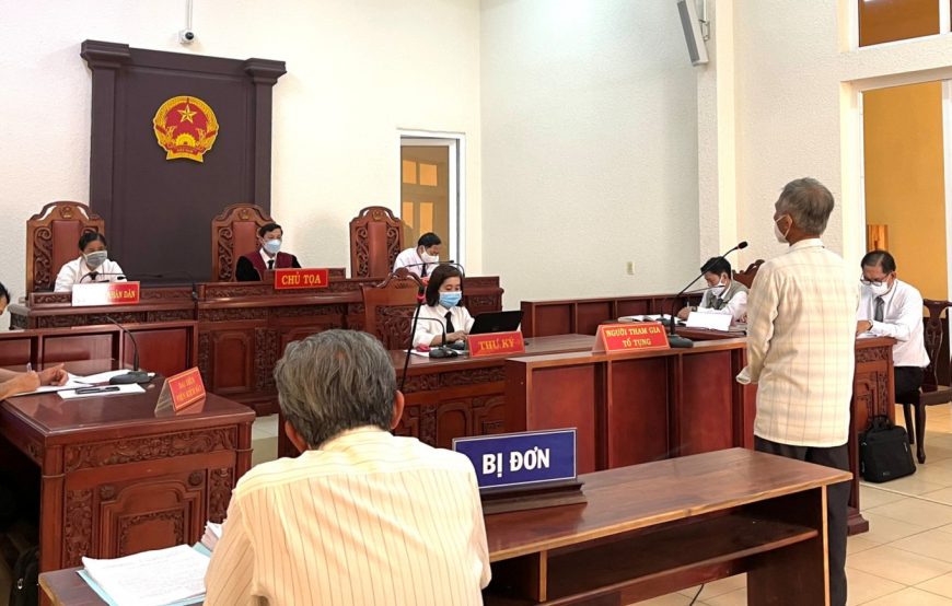 Người kháng cáo vắng mặt tại phiên tòa phúc thẩm xử lý thế nào?