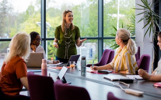 Chế độ nghỉ trong thời gian hành kinh của lao động nữ?