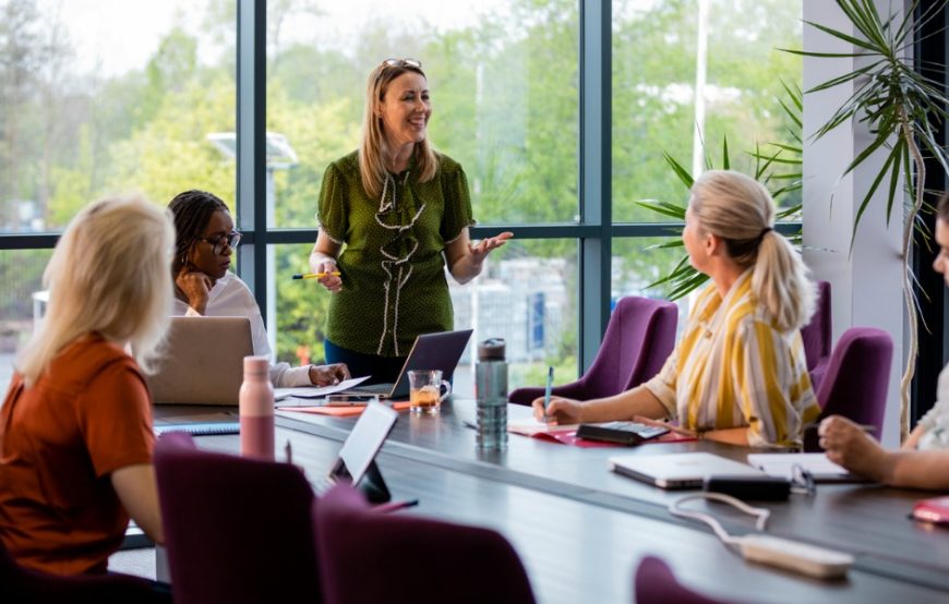 Chế độ nghỉ trong thời gian hành kinh của lao động nữ?